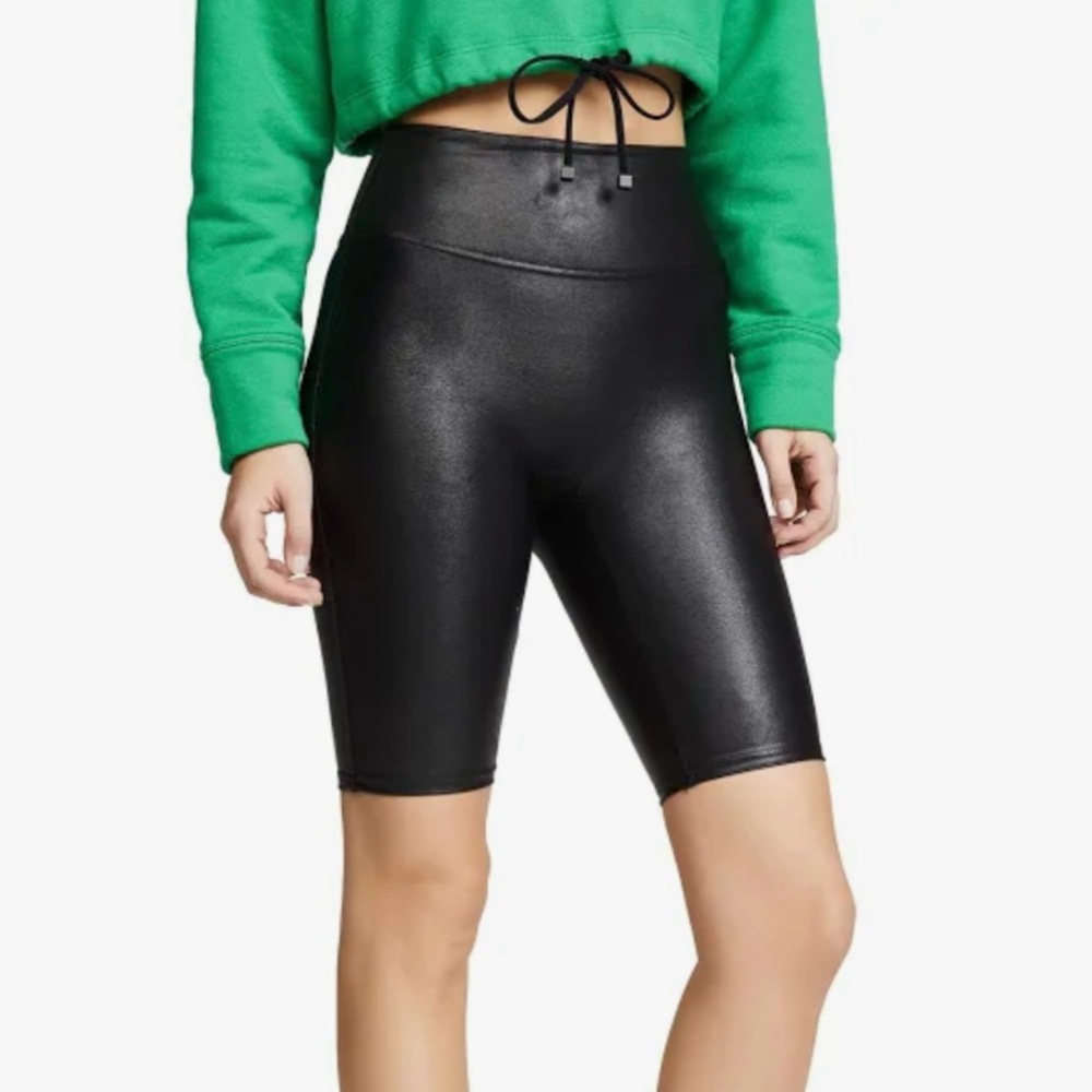 Spanx Faux Leather High Rise Bike Shorts in Black Sz. Small